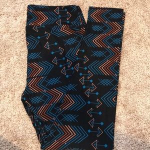 Black, Blue & Pink Arrow LuLaRoe TC leggings